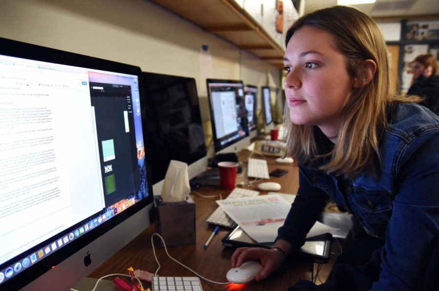 Daisy Bolin receives 2018 Kansas Student Journalist of the Year